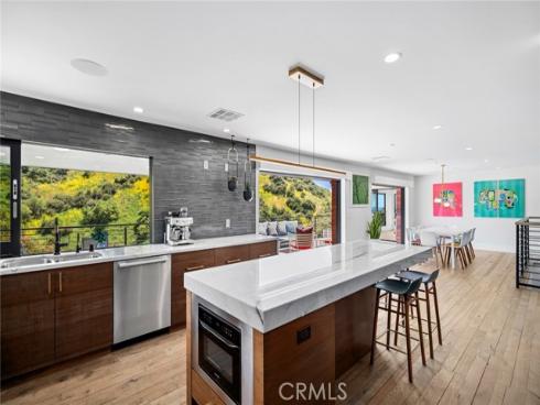 1435 Cerritos Drive, Laguna Beach, CA