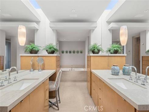 1409 Samoa Way, Laguna Beach, CA