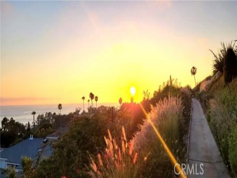 21682 Ocean Vista A Drive, Laguna Beach, CA