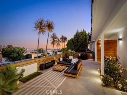 274  Grandview  , Laguna Beach, CA