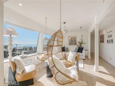 274  Grandview  , Laguna Beach, CA