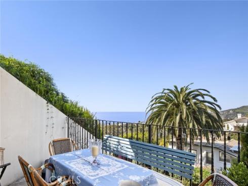 2100  Crestview   Drive, Laguna Beach, CA