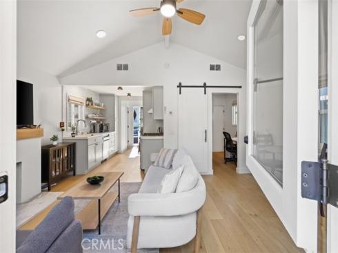 389  Park  , Laguna Beach, CA