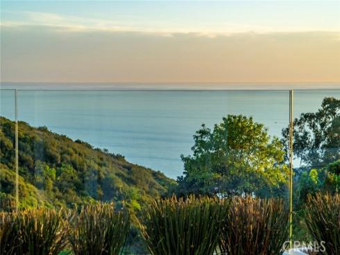 1630  Del Mar  , Laguna Beach, CA