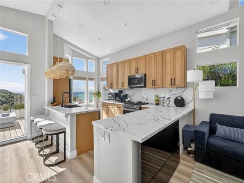 1630  Del Mar  , Laguna Beach, CA