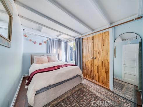 478  Saint Anns  , Laguna Beach, CA