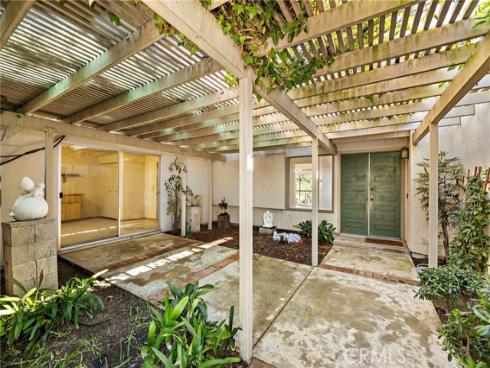 2555  Temple Hills   Drive, Laguna Beach, CA