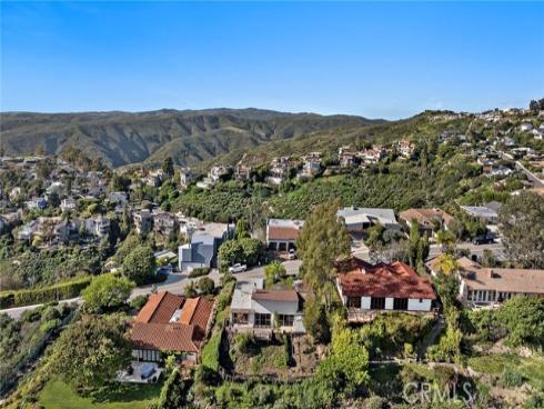 2555  Temple Hills   Drive, Laguna Beach, CA