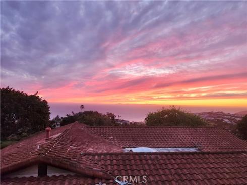 2555  Temple Hills   Drive, Laguna Beach, CA