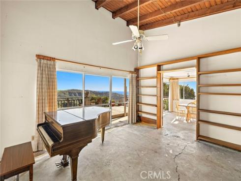 2555  Temple Hills   Drive, Laguna Beach, CA