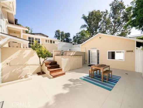 541  Oak Street  , Laguna Beach, CA