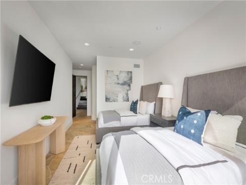 26 S La Senda  , Laguna Beach, CA