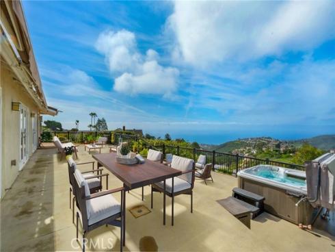 3083  Cresta  , Laguna Beach, CA