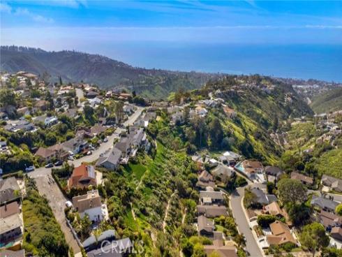 3083  Cresta  , Laguna Beach, CA