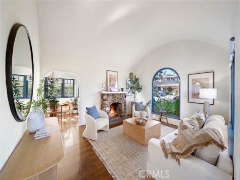 397  Poplar   Street, Laguna Beach, CA