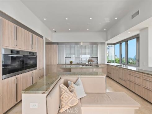 900  Gainsborough   Drive, Laguna Beach, CA