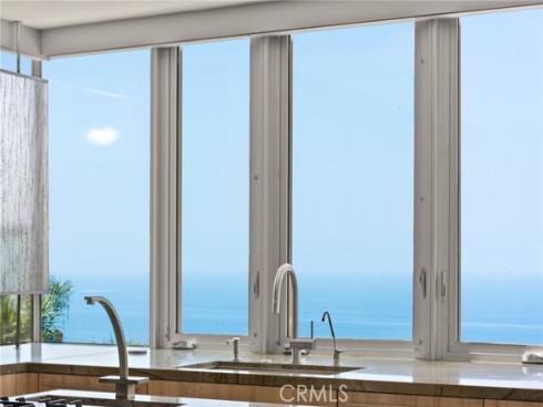 900  Gainsborough   Drive, Laguna Beach, CA