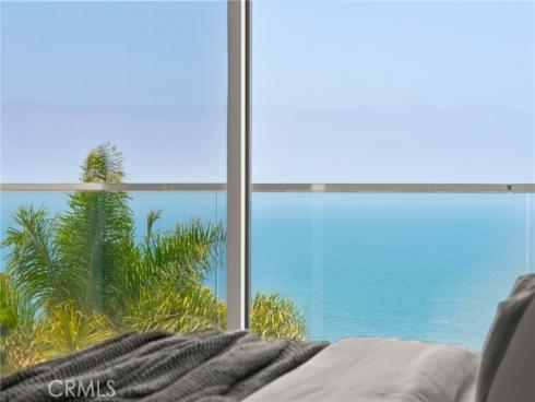 900  Gainsborough   Drive, Laguna Beach, CA