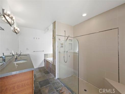 599  Alta Vista   Way, Laguna Beach, CA