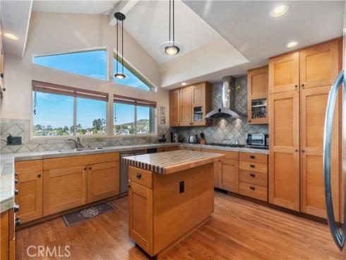 2210  Temple Hills Drive  , Laguna Beach, CA