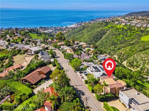2210  Temple Hills Drive  , Laguna Beach, CA