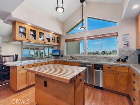 2210  Temple Hills Drive  , Laguna Beach, CA