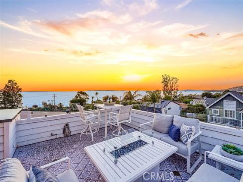 2115  Catalina  , Laguna Beach, CA