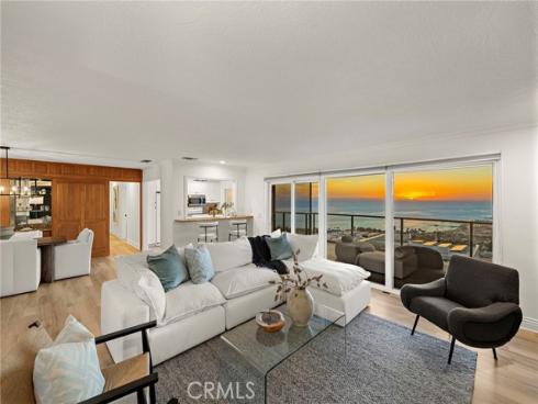 1651  Thurston Dr  , Laguna Beach, CA