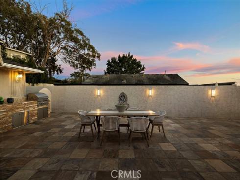 1651  Thurston Dr  , Laguna Beach, CA