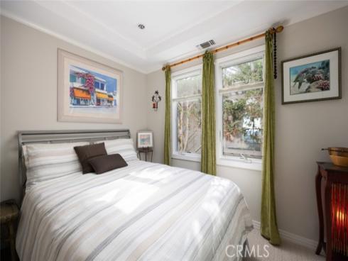 31953  10th   Avenue, Laguna Beach, CA