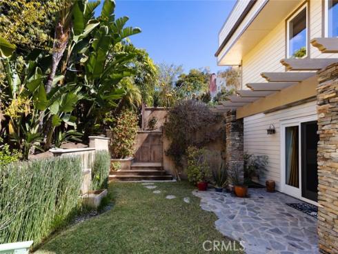 31953  10th   Avenue, Laguna Beach, CA
