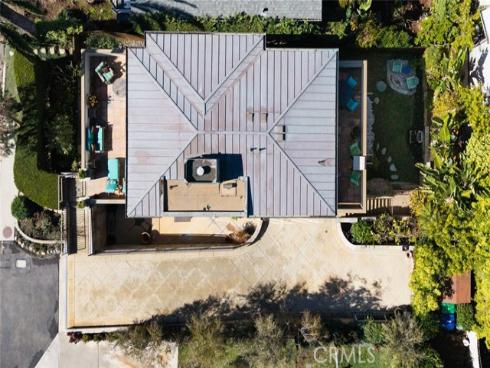 31953  10th   Avenue, Laguna Beach, CA