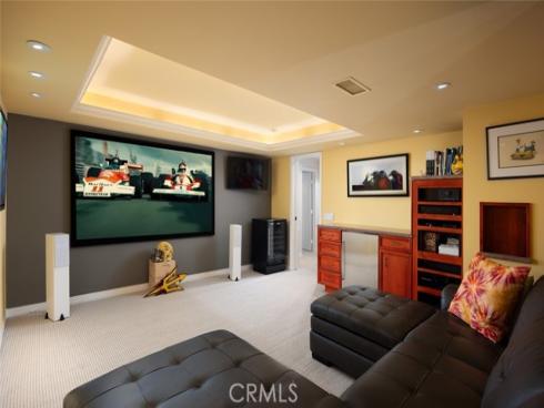 31953  10th  , Laguna Beach, CA