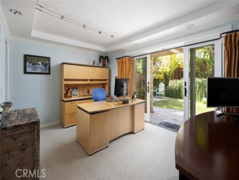 31953  10th  , Laguna Beach, CA