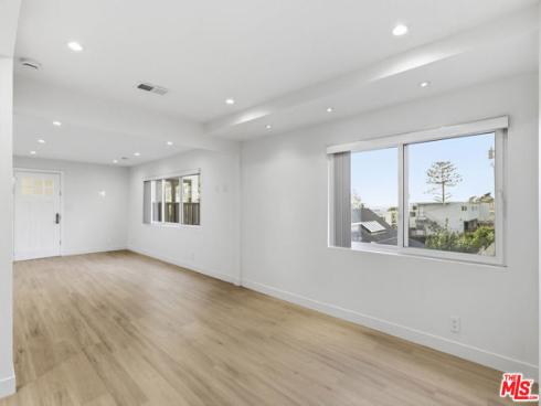 2442 S Coast Highway  5 , Laguna Beach, CA