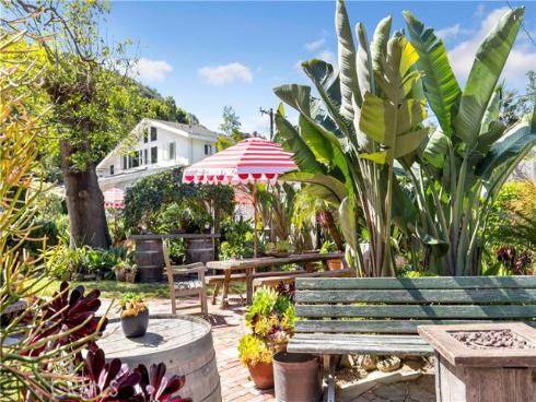 327  Canyon Acres  , Laguna Beach, CA