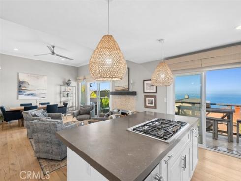 920  Quivera  , Laguna Beach, CA