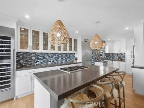 920  Quivera  , Laguna Beach, CA