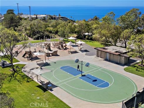 923  Balboa Avenue  , Laguna Beach, CA