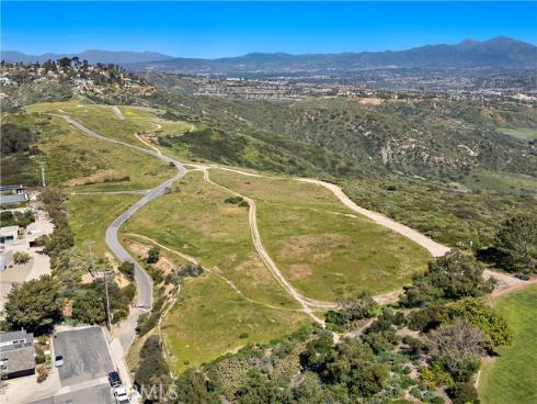 923  Balboa Avenue  , Laguna Beach, CA