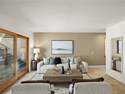 923  Balboa Avenue  , Laguna Beach, CA