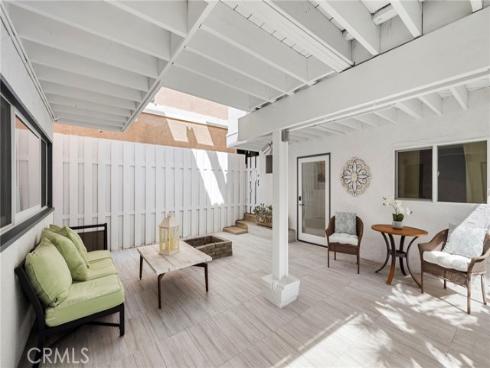 1091  La Mirada  , Laguna Beach, CA