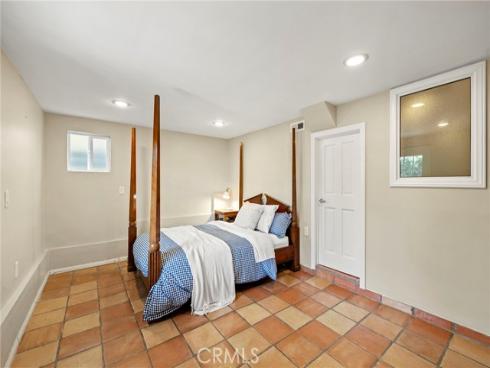 1091  La Mirada  , Laguna Beach, CA