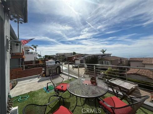 988  Acapulco  , Laguna Beach, CA