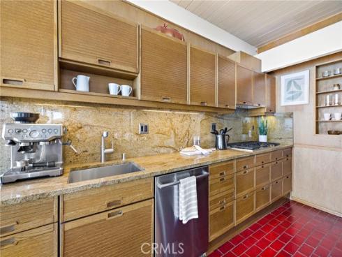 2581  Iris  , Laguna Beach, CA