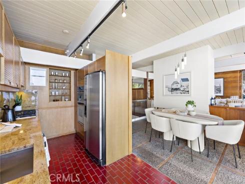 2581  Iris  , Laguna Beach, CA