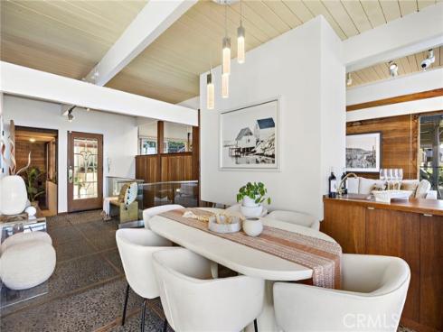 2581  Iris  , Laguna Beach, CA