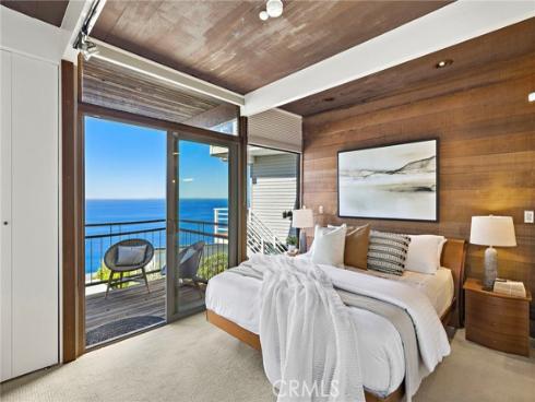 2581  Iris  , Laguna Beach, CA