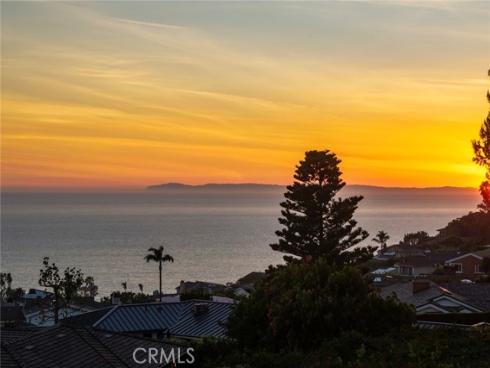15  Vista Del Sol  , Laguna Beach, CA