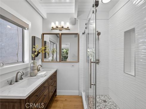 1099 Skyline Dr , Laguna Beach, CA